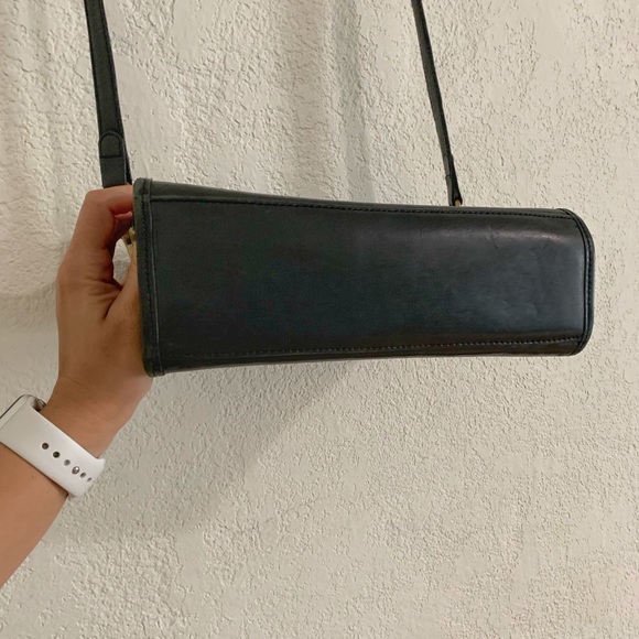 COACH vintage black leather purse - Picture 5 of 8